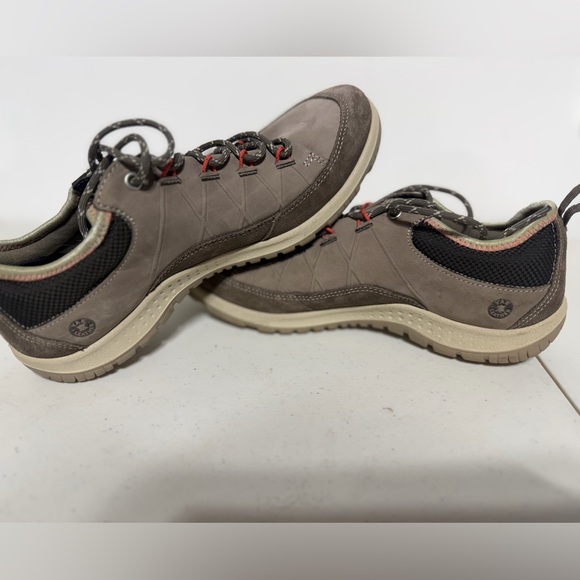 ECCO Aspina Low Hiking Shoe Size EU 38 US 7.5 Beige Yak Leather Waterproof - Picture 4 of 7